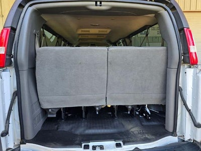 2022 Chevrolet Express 3500 LS Passenger
