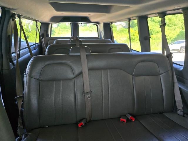 2022 Chevrolet Express 3500 LS Passenger