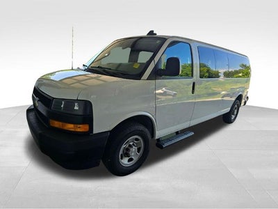 2022 Chevrolet Express 3500 LS Passenger