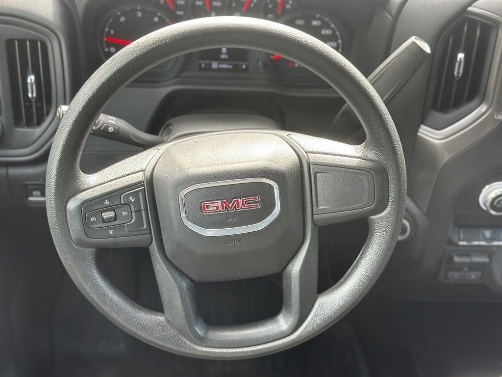 2025 GMC Sierra 2500HD Pro