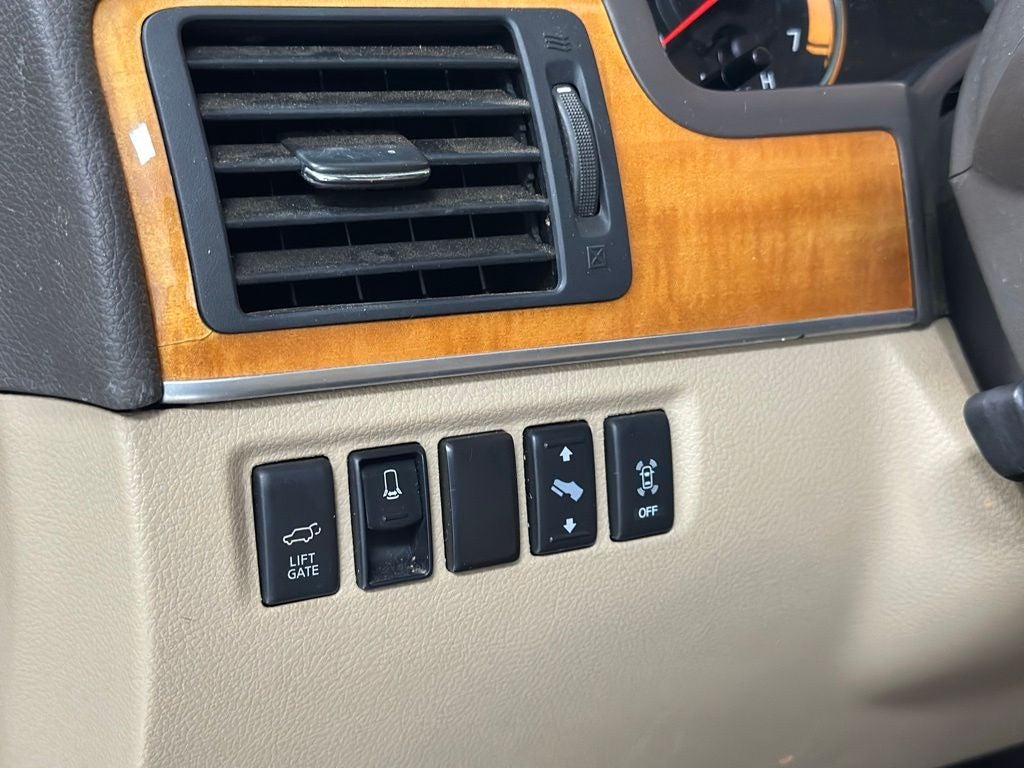 2014 Nissan Armada Platinum