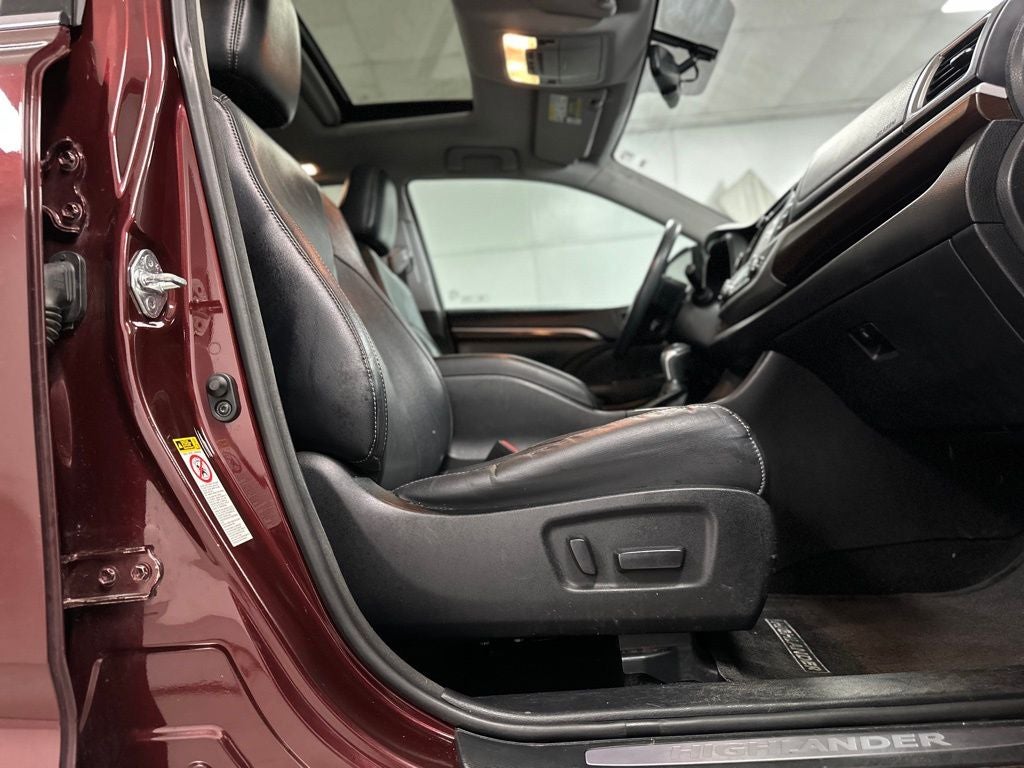 2016 Toyota Highlander Limited