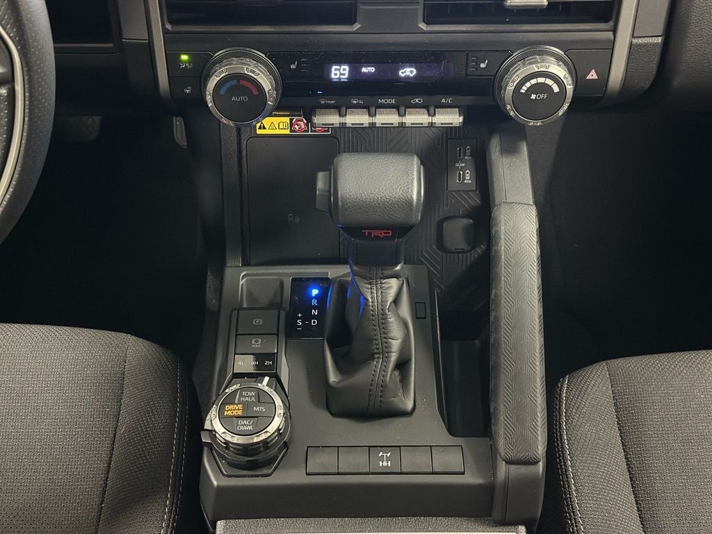 2025 Toyota 4Runner TRD Off-Road