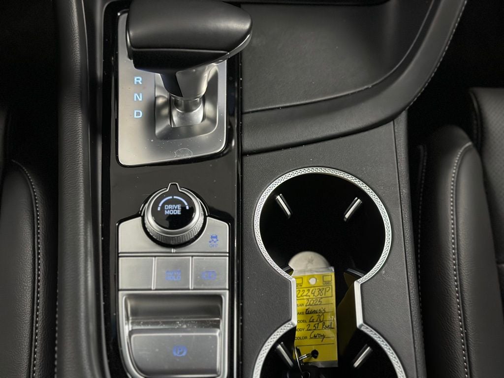 2025 Genesis G70 2.5T