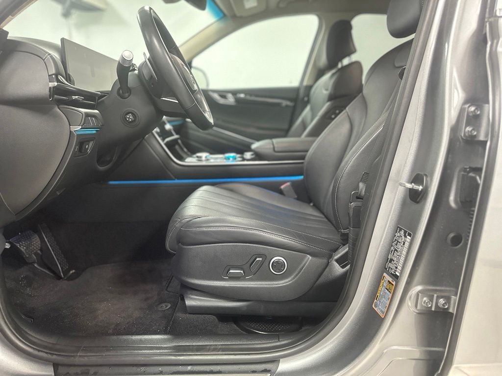 2025 Genesis GV80 2.5T