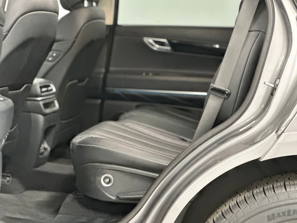 2025 Genesis GV80 2.5T
