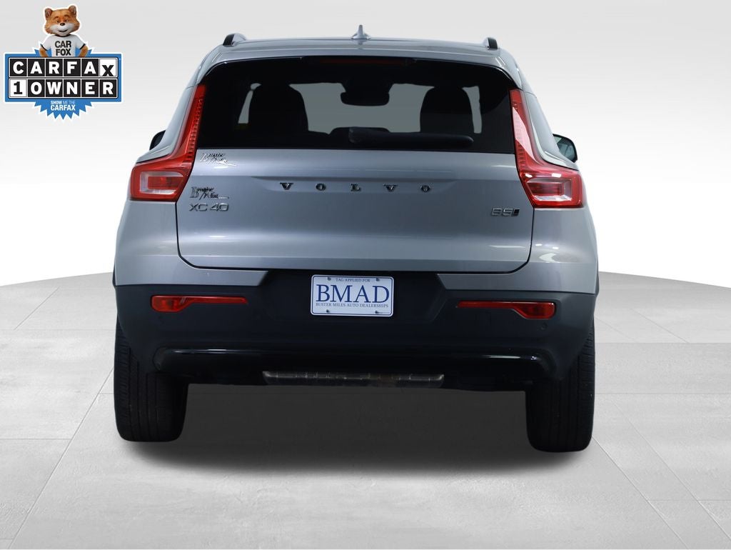 2024 Volvo XC40 B5 Core