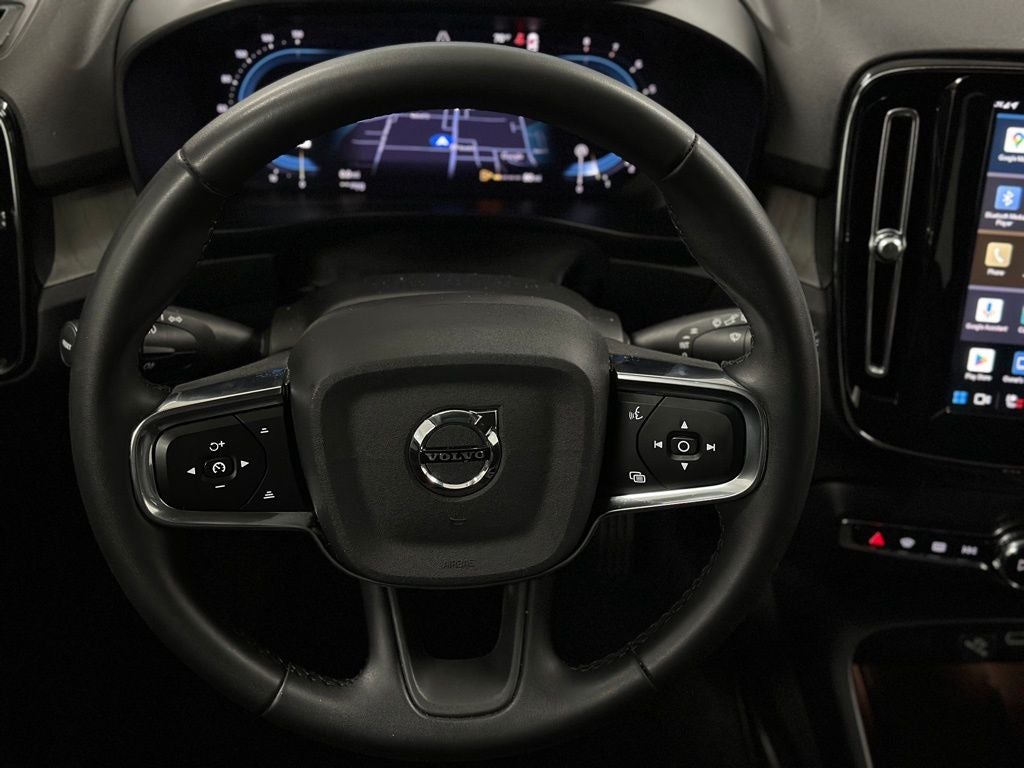 2024 Volvo XC40 B5 Core